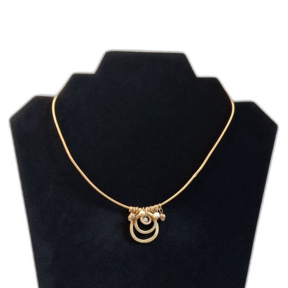 Gold Toned Single Strand Triple Circle Pendant Minimalist Fashion Necklace